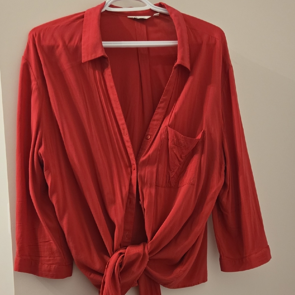 Fuschia Button-Up Tie Front Blouse